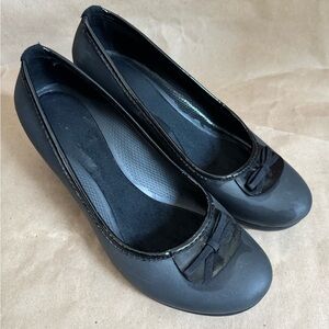 CROCS Black Lydia Wedge (3”) Heels. Size 9